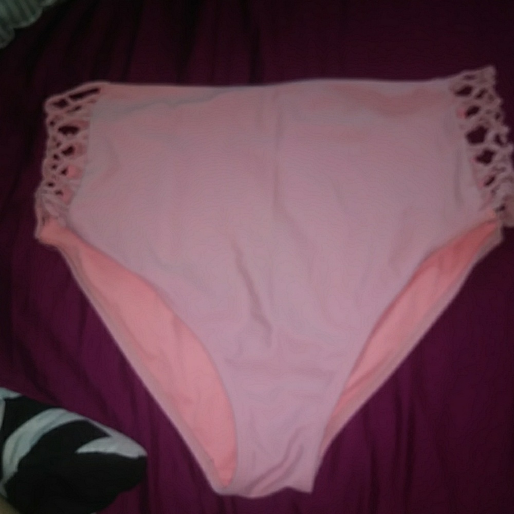 Bathing suit bottoms